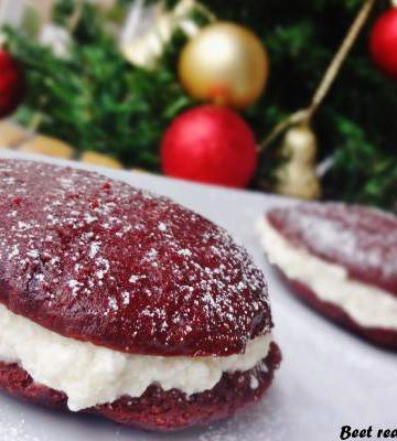 All Natural red velvet whoopie pies with beets