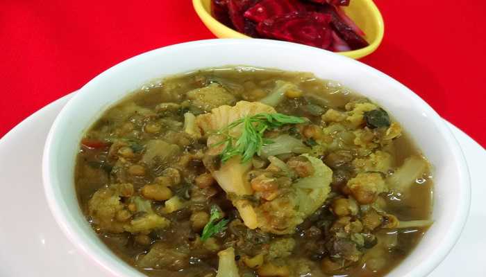 Green moong dal with cauliflower