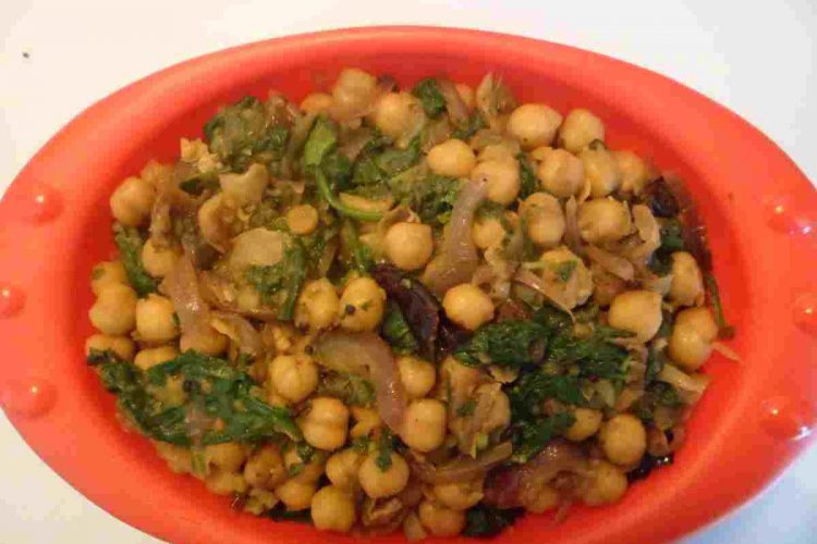 Spinach Chickpea recipe / chickpeas with spinach