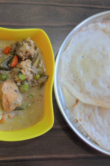 Kerala Chicken Stew / Easy Stew Recipe
